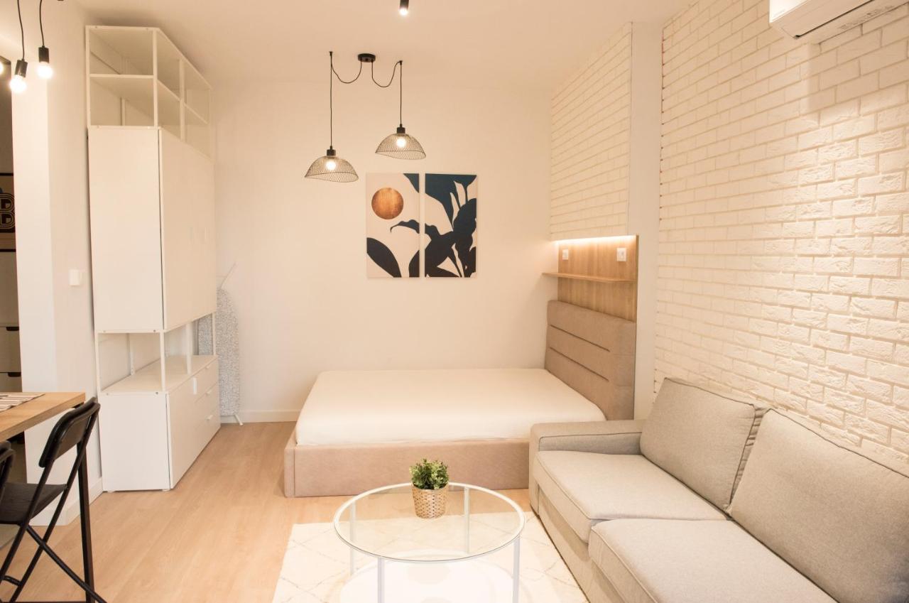 Top Center Designer Studio Apartment Sofia Eksteriør billede