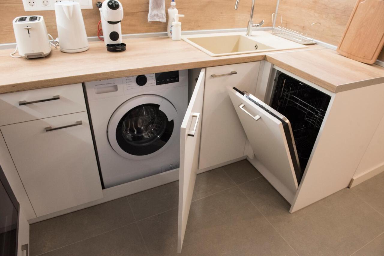 Top Center Designer Studio Apartment Sofia Eksteriør billede